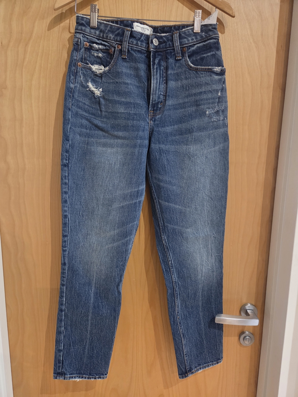 Abercrombie & Fitch High-Rise Distressed Jeans — Blue Wash